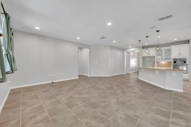 8013 BOWERY DRIVE, Winter Garden, FL 34787