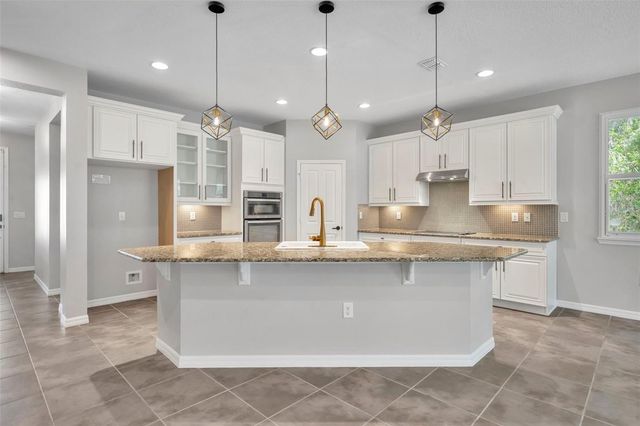 8013 BOWERY DRIVE, Winter Garden, FL 34787