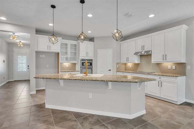 8013 BOWERY DRIVE, Winter Garden, FL 34787