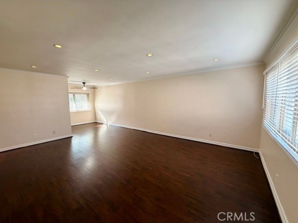 8650 Belford, Los Angeles, CA 90045 — photo 2