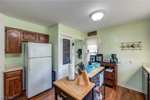 8424 Usher Road, Olmsted Falls, OH 44138