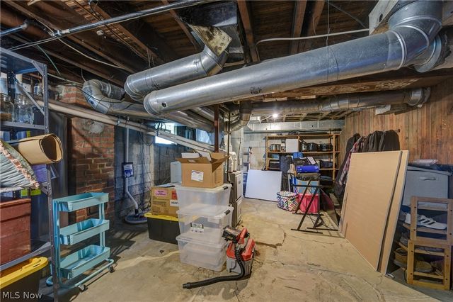 8424 Usher Road, Olmsted Falls, OH 44138