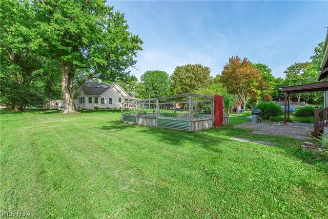 8424 Usher Road, Olmsted Falls, OH 44138