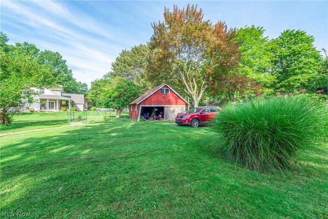 8424 Usher Road, Olmsted Falls, OH 44138