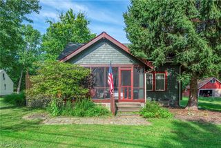 8424 Usher Road, Olmsted Falls, OH 44138