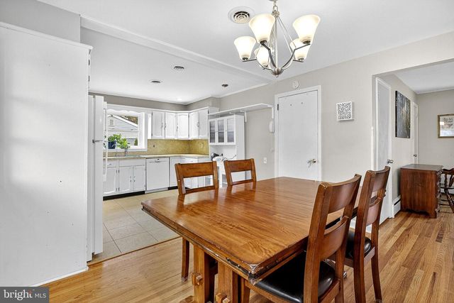 402 HOWARD RD, West Chester, PA 19380