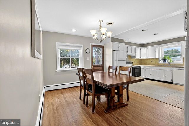 402 HOWARD RD, West Chester, PA 19380