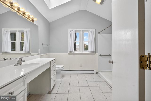 402 HOWARD RD, West Chester, PA 19380