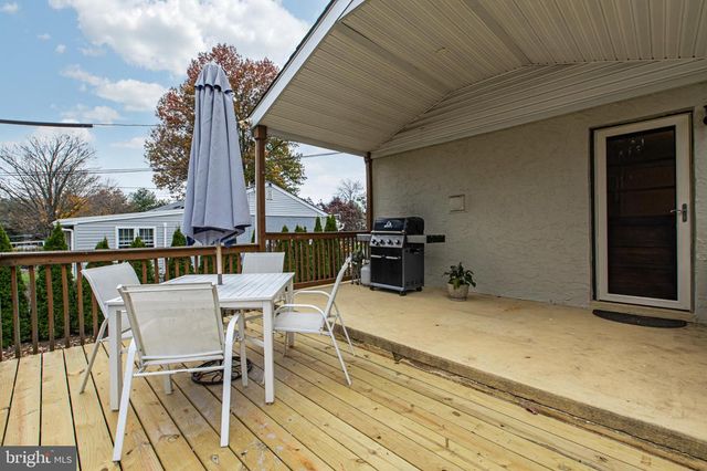 402 HOWARD RD, West Chester, PA 19380