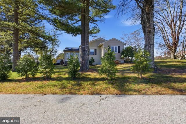 402 HOWARD RD, West Chester, PA 19380