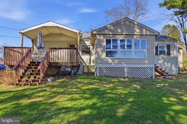 402 HOWARD RD, West Chester, PA 19380