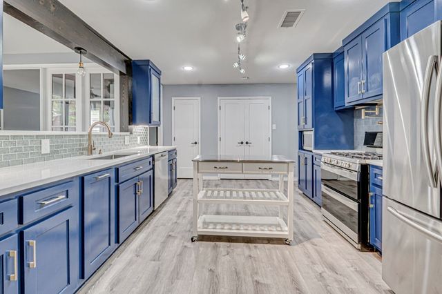 3213 Shell Ave, Midland, TX 79705