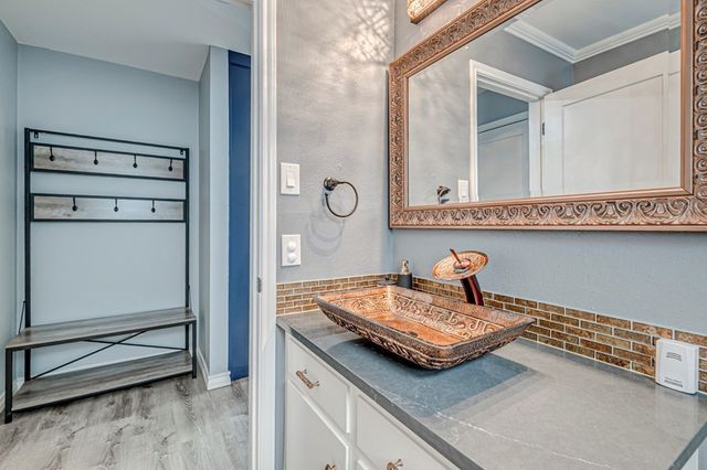 3213 Shell Ave, Midland, TX 79705