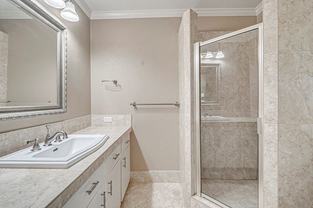 3213 Shell Ave, Midland, TX 79705