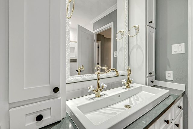 3213 Shell Ave, Midland, TX 79705