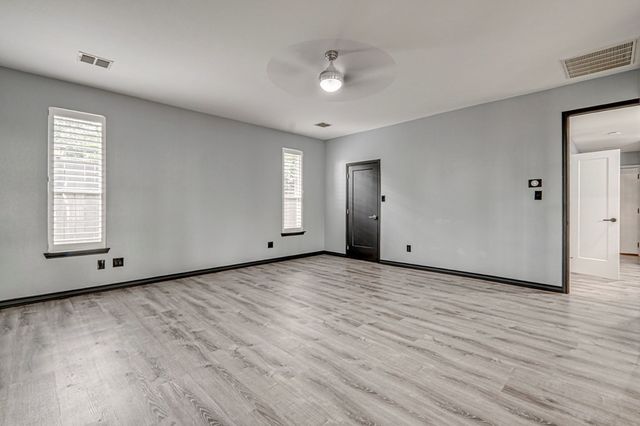 3213 Shell Ave, Midland, TX 79705