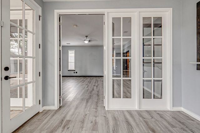 3213 Shell Ave, Midland, TX 79705