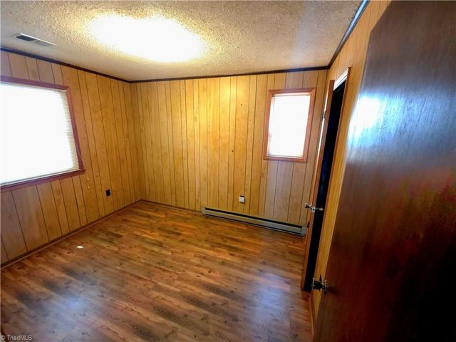 220 Yachtsman Drive, Salisbury, NC 28146