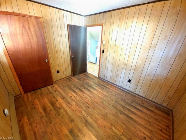 220 Yachtsman Drive, Salisbury, NC 28146