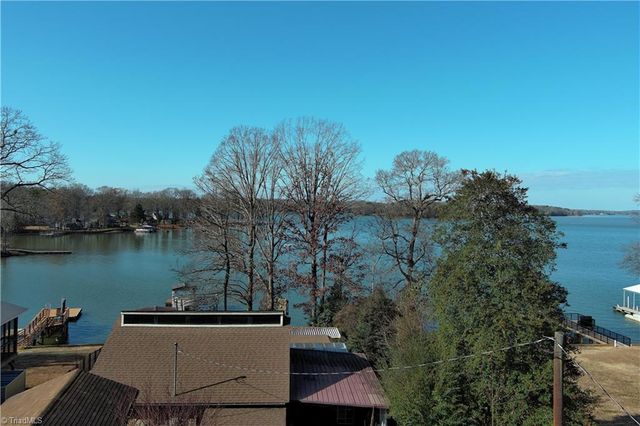 220 Yachtsman Drive, Salisbury, NC 28146