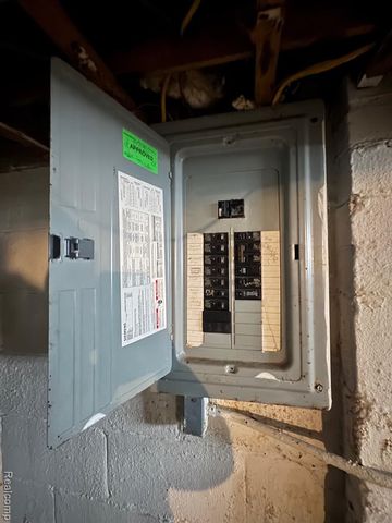 18828 Hawthorne Street, Highland Park, MI 48203