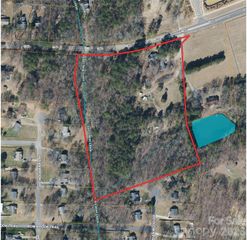 417 Chestnut Lane, Matthews, NC 28104