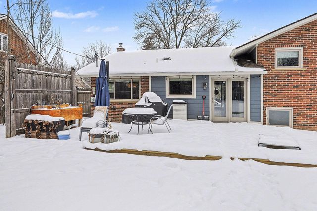 2134 Ascot Road, Ann Arbor, MI 48103