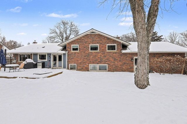 2134 Ascot Road, Ann Arbor, MI 48103