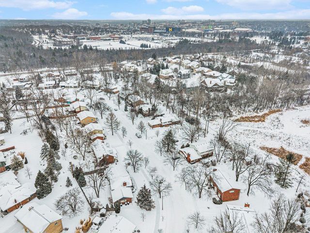 2134 Ascot Road, Ann Arbor, MI 48103