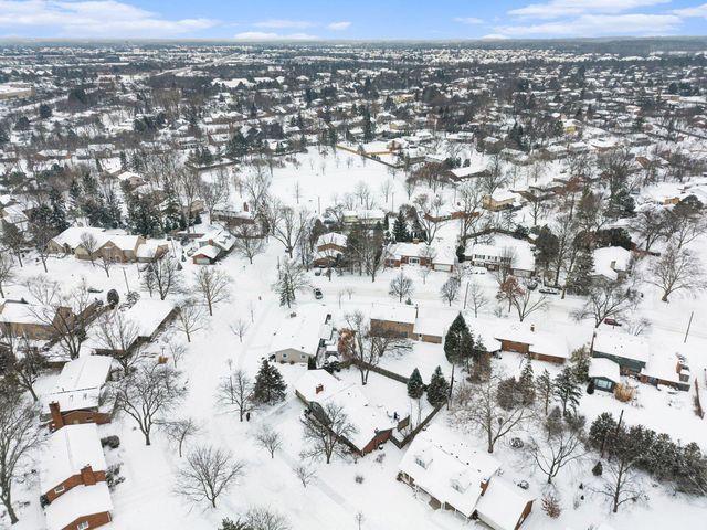 2134 Ascot Road, Ann Arbor, MI 48103