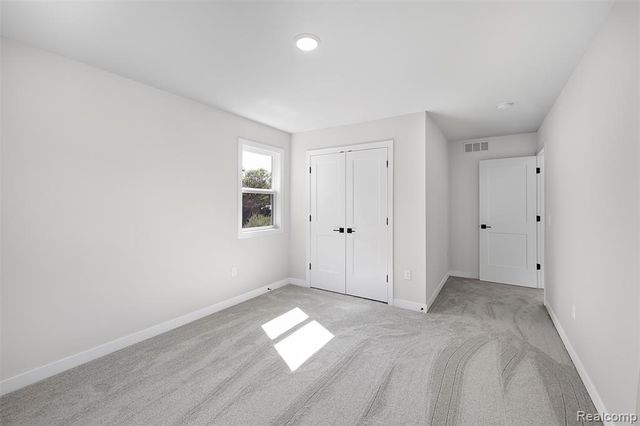 4261 Link Drive, Brighton, MI 48114