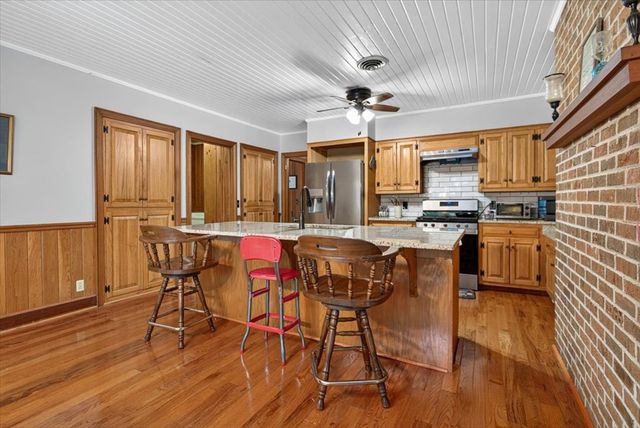 1965 E Highway 52, Ellijay, GA 30536