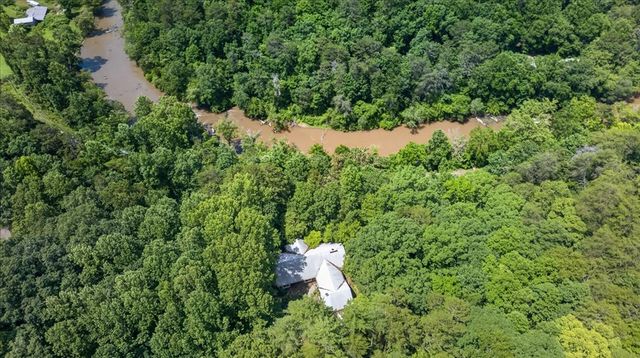1965 E Highway 52, Ellijay, GA 30536