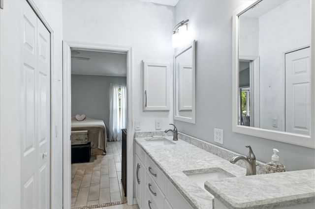 5723 GARDEN LAKES PALM, Bradenton, FL 34203