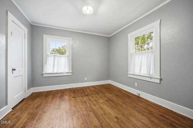 1001 S 9th Street, Lillington, NC 27546