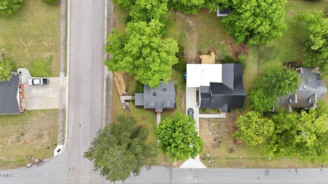 1001 S 9th Street, Lillington, NC 27546