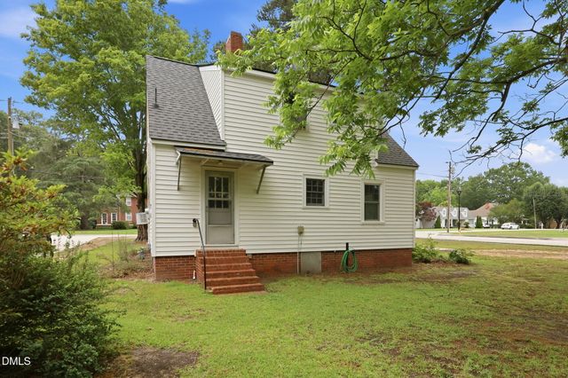1001 S 9th Street, Lillington, NC 27546