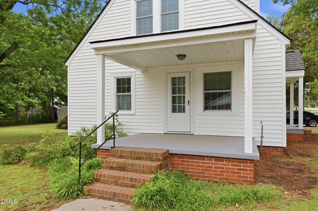 1001 S 9th Street, Lillington, NC 27546
