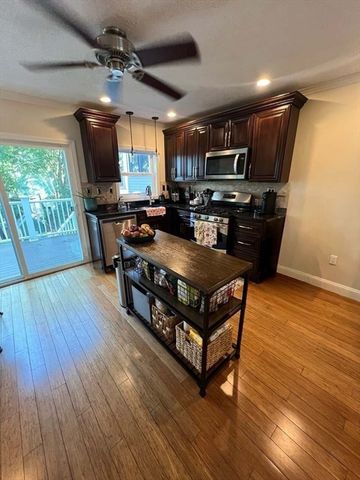429 East Sixth Street 1, Boston, MA 02127