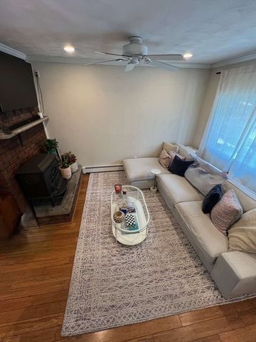 429 East Sixth Street 1, Boston, MA 02127