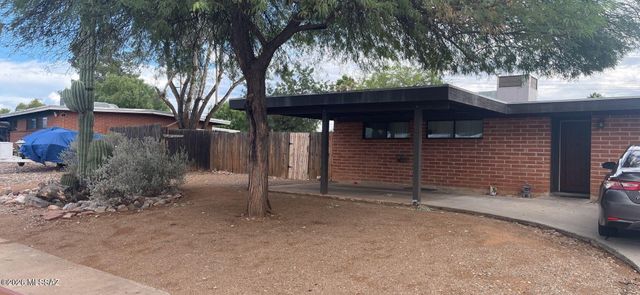 8040 E Eli Street, Tucson, AZ 85710