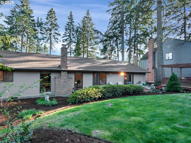 19955 Nw NESTUCCA Dr, Portland, OR 97229