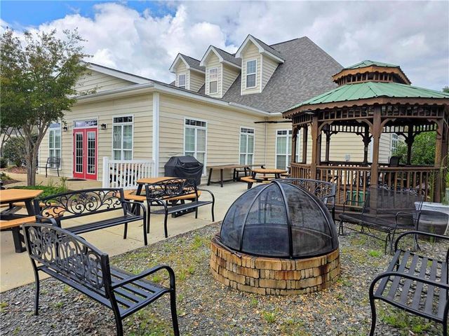 902 Quail Ridge LN, Perry, GA 31069