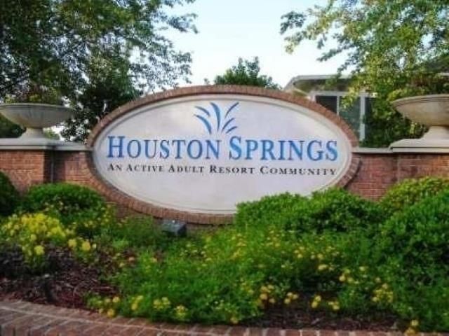 902 Quail Ridge LN, Perry, GA 31069