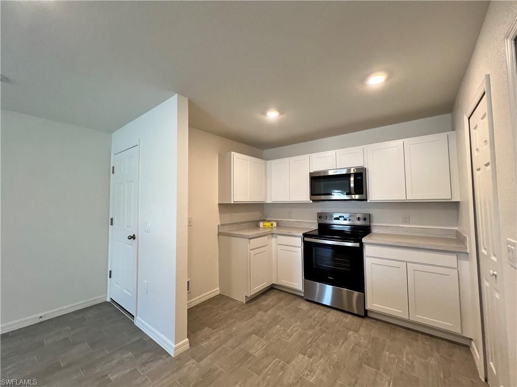 3401 NE 8th PL, CAPE CORAL, FL 33909 — photo 2