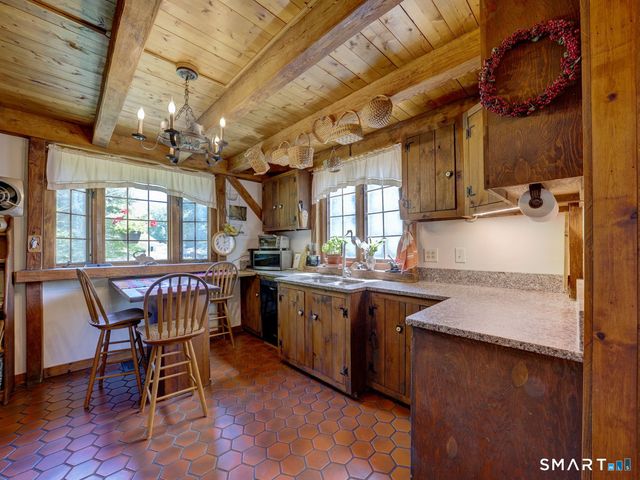177 James Road, Ashford, CT 06278