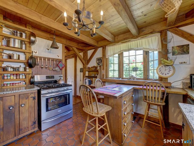 177 James Road, Ashford, CT 06278