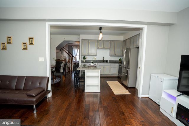 25193 DESTINATION SQ, Aldie, VA 20105