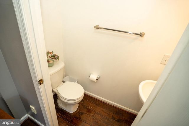 25193 DESTINATION SQ, Aldie, VA 20105