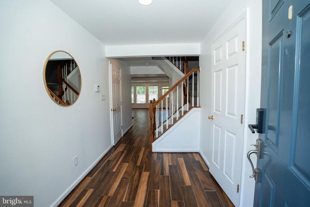 25193 DESTINATION SQ, Aldie, VA 20105